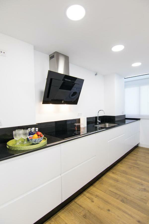 Homeforguest Stylish And Modern Apartment Overlooking Las Canteras Las Palmas de Gran Canária Exterior foto