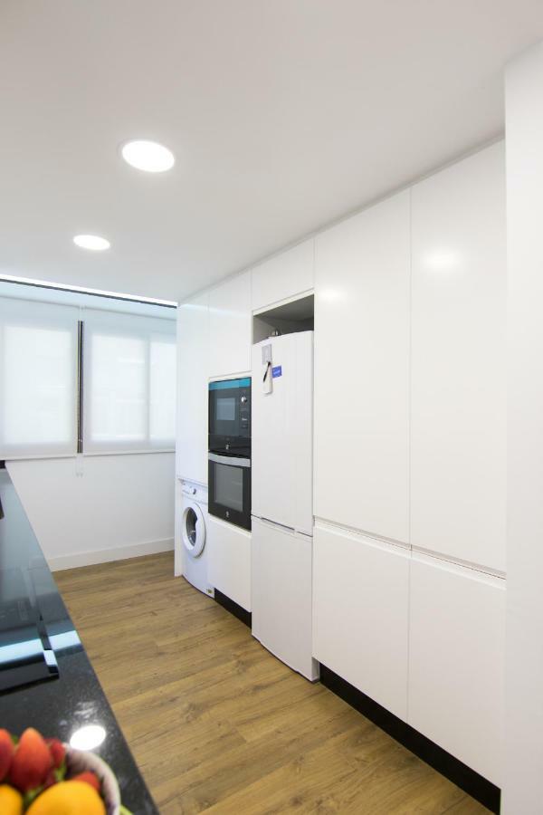 Homeforguest Stylish And Modern Apartment Overlooking Las Canteras Las Palmas de Gran Canária Exterior foto