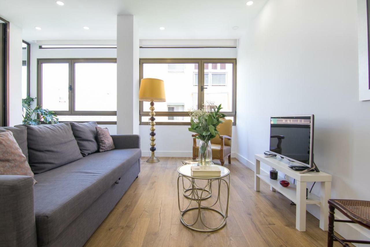 Homeforguest Stylish And Modern Apartment Overlooking Las Canteras Las Palmas de Gran Canária Exterior foto
