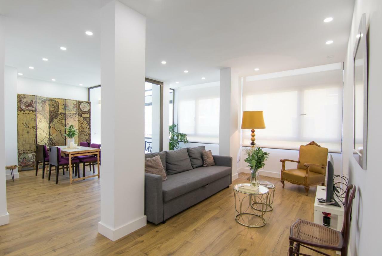 Homeforguest Stylish And Modern Apartment Overlooking Las Canteras Las Palmas de Gran Canária Exterior foto