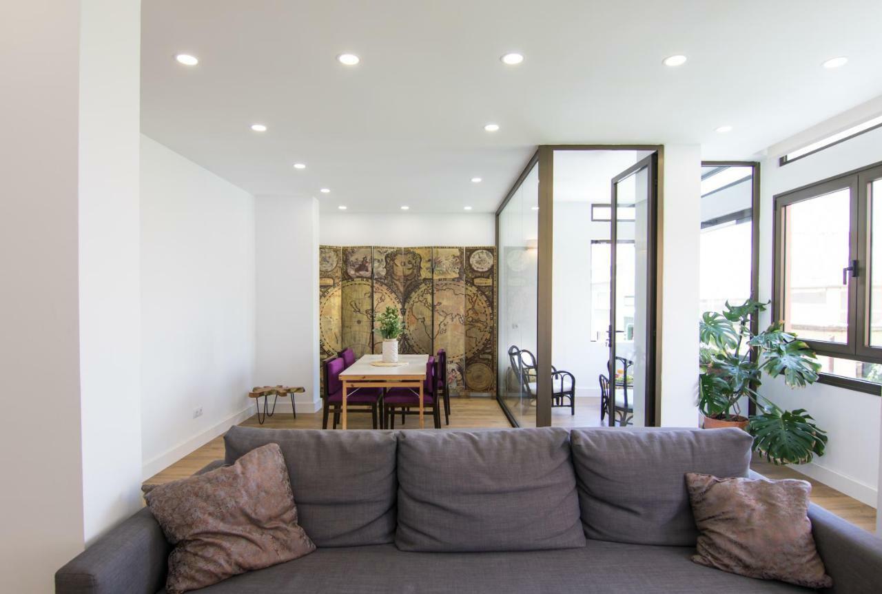 Homeforguest Stylish And Modern Apartment Overlooking Las Canteras Las Palmas de Gran Canária Exterior foto