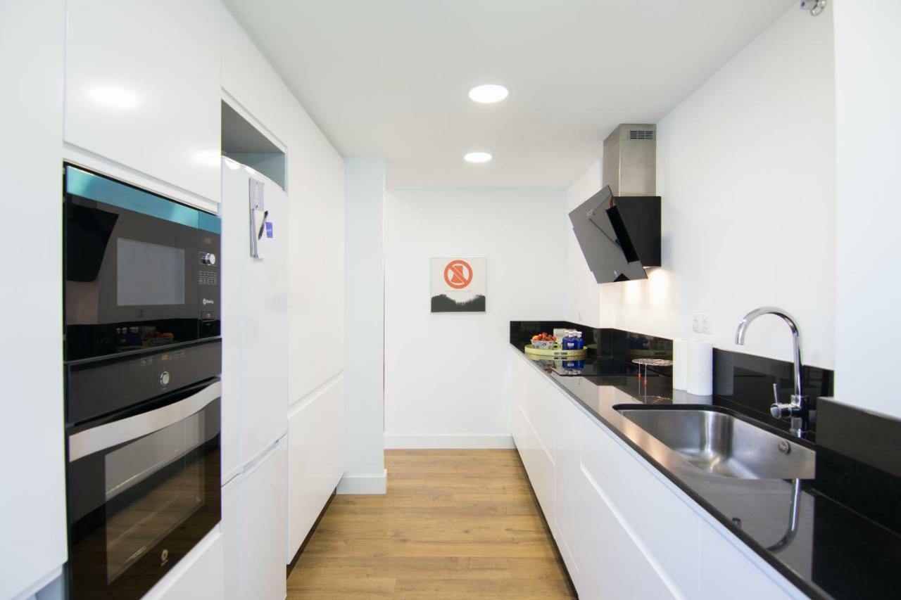 Homeforguest Stylish And Modern Apartment Overlooking Las Canteras Las Palmas de Gran Canária Exterior foto