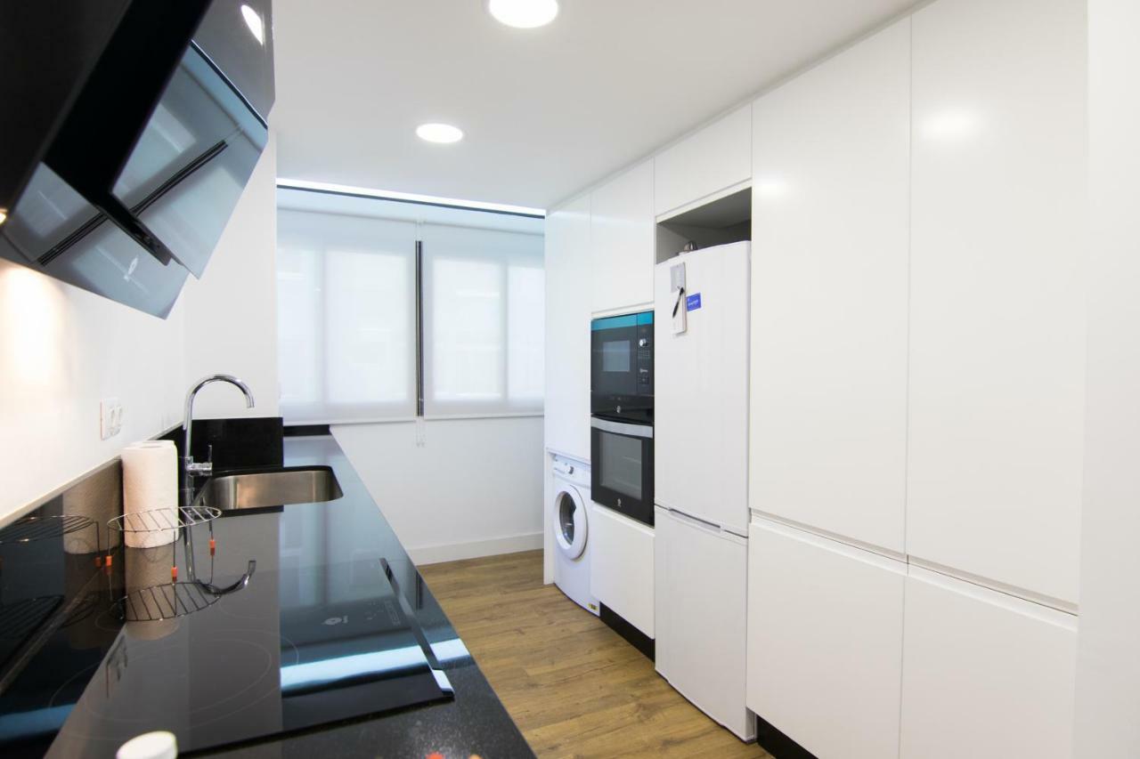 Homeforguest Stylish And Modern Apartment Overlooking Las Canteras Las Palmas de Gran Canária Exterior foto