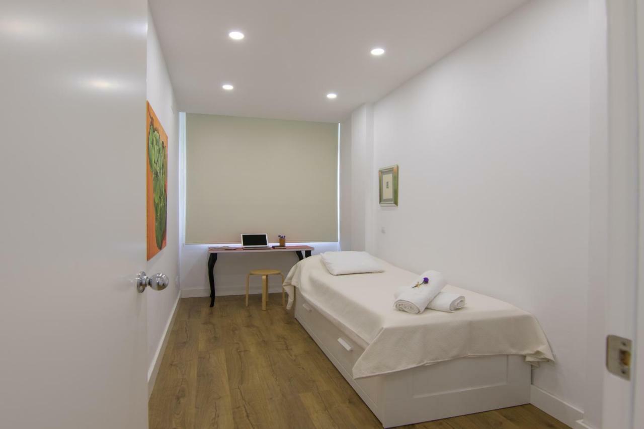 Homeforguest Stylish And Modern Apartment Overlooking Las Canteras Las Palmas de Gran Canária Exterior foto