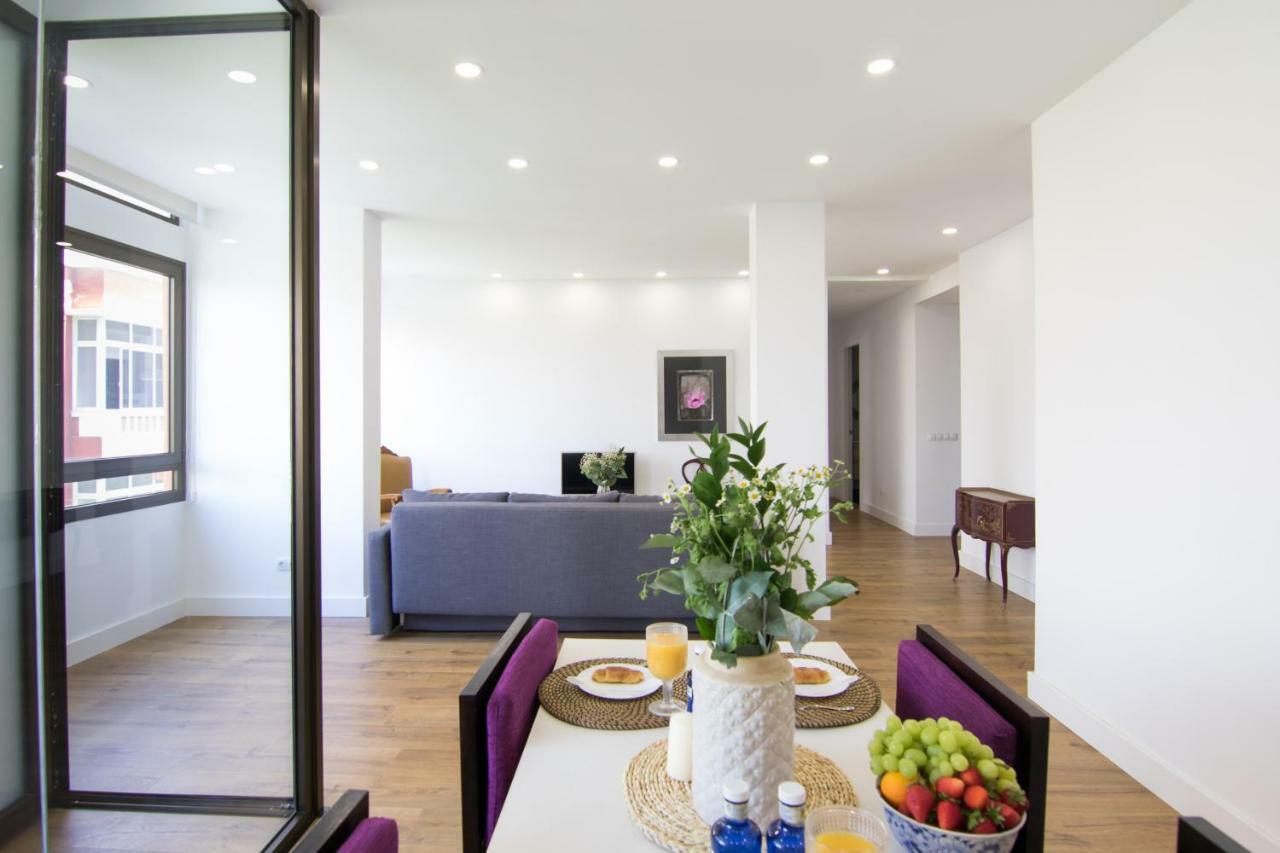 Homeforguest Stylish And Modern Apartment Overlooking Las Canteras Las Palmas de Gran Canária Exterior foto