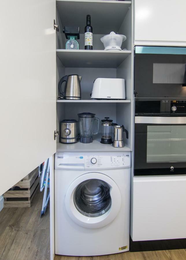Homeforguest Stylish And Modern Apartment Overlooking Las Canteras Las Palmas de Gran Canária Exterior foto