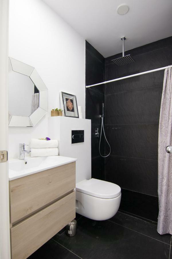 Homeforguest Stylish And Modern Apartment Overlooking Las Canteras Las Palmas de Gran Canária Exterior foto
