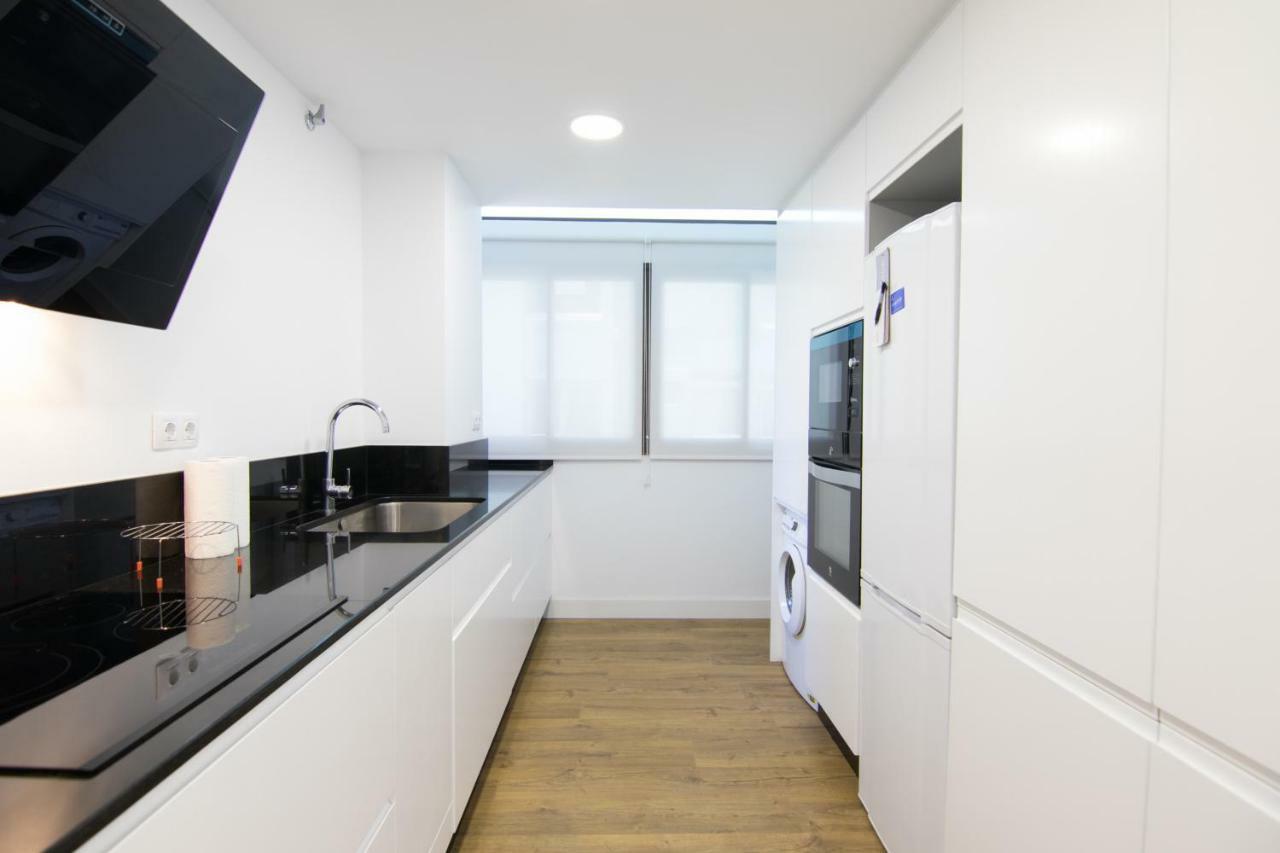Homeforguest Stylish And Modern Apartment Overlooking Las Canteras Las Palmas de Gran Canária Exterior foto
